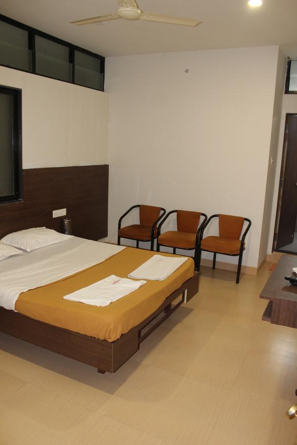 Hotel Suvarn Mandir Белгаум Экстерьер фото
